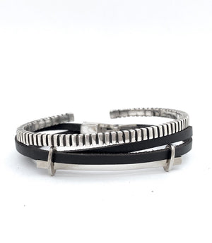 How to: Wear Multiple Bracelets  Hermes bracelet, Hermes leather bracelet,  Fashion bracelets